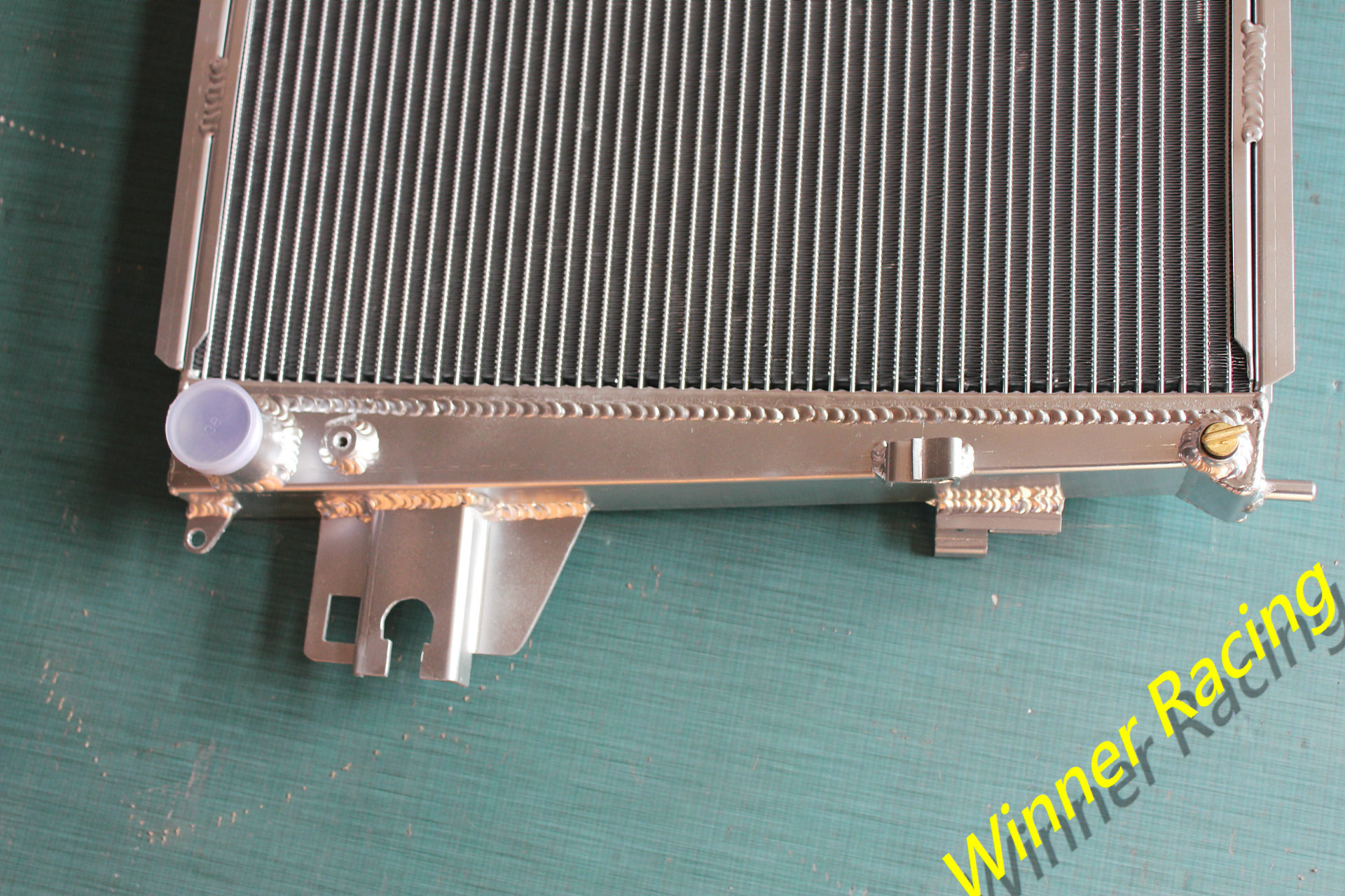 56mm  Full aluminum radiator  Fit Jeep Liberty V6 3.7L Auto AT 2002-2006