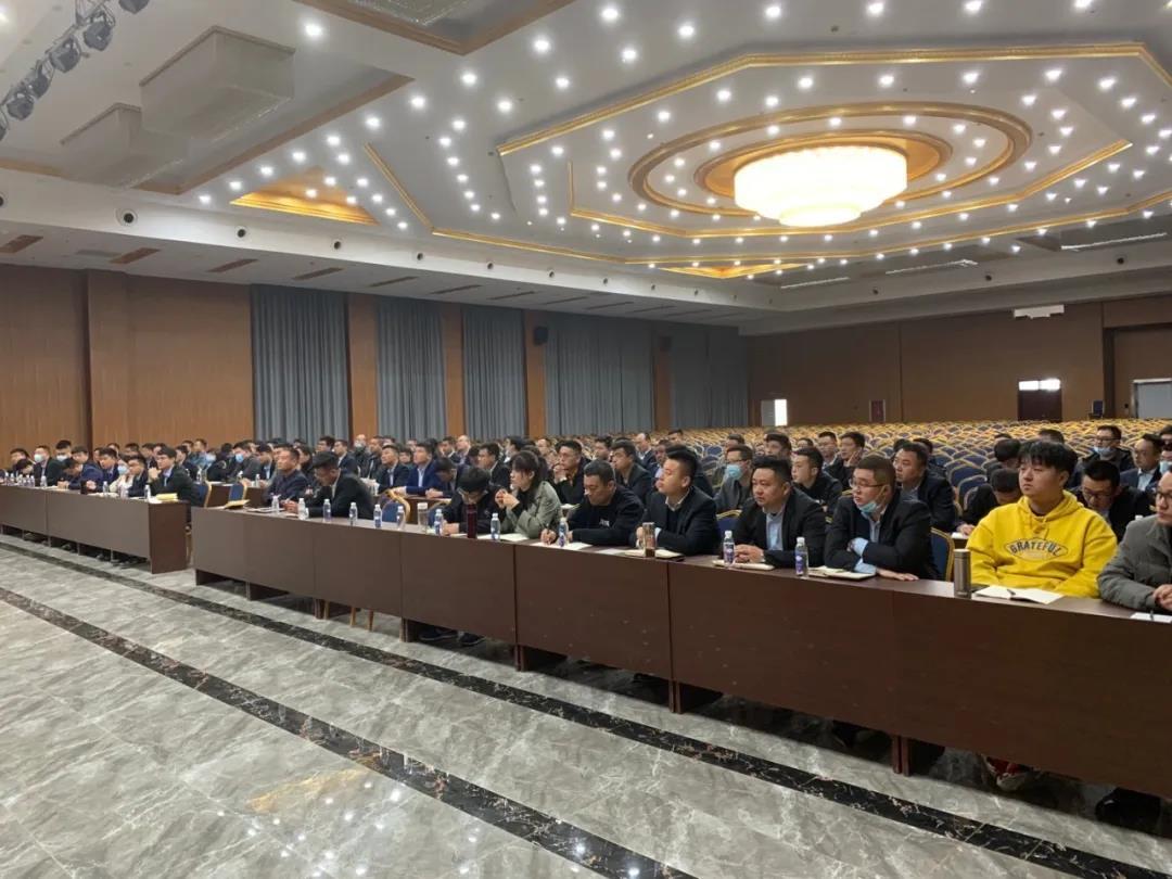 凝心聚力，所向披靡！锣响集团举办营销精英团队素质拓展及培训活动