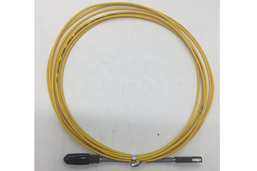 MU type fiber optic connector