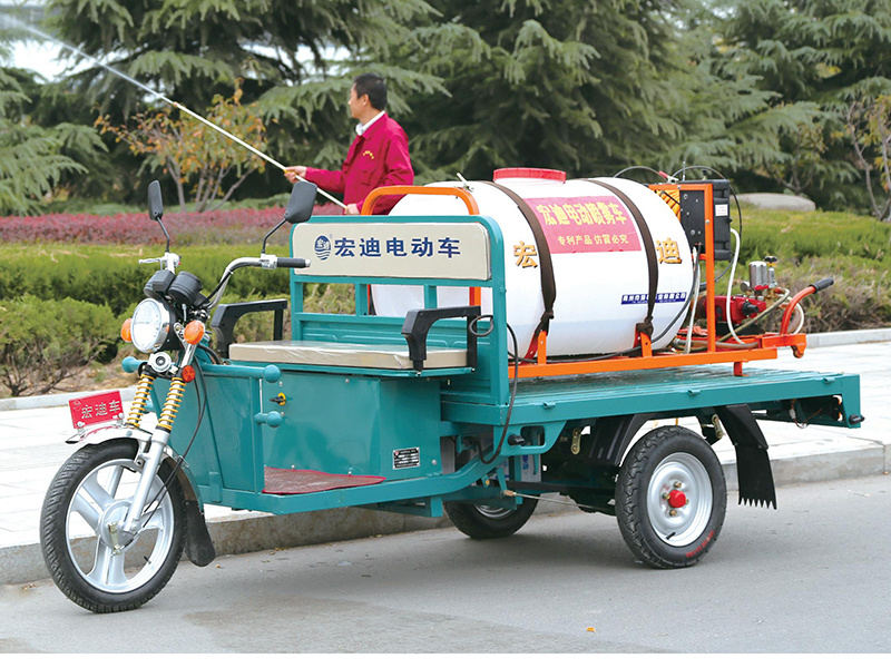 Mobile sprayer
