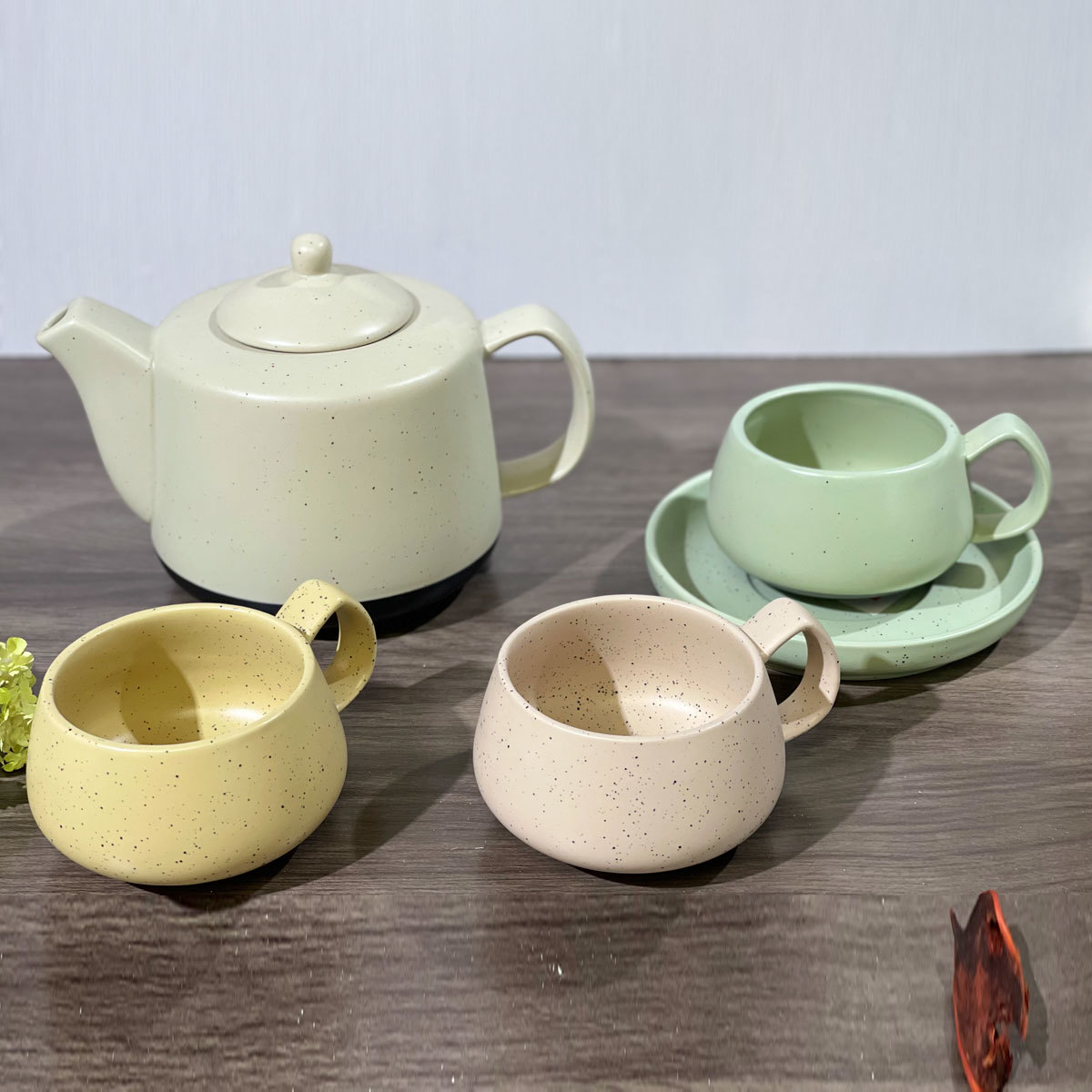 釉色餐具