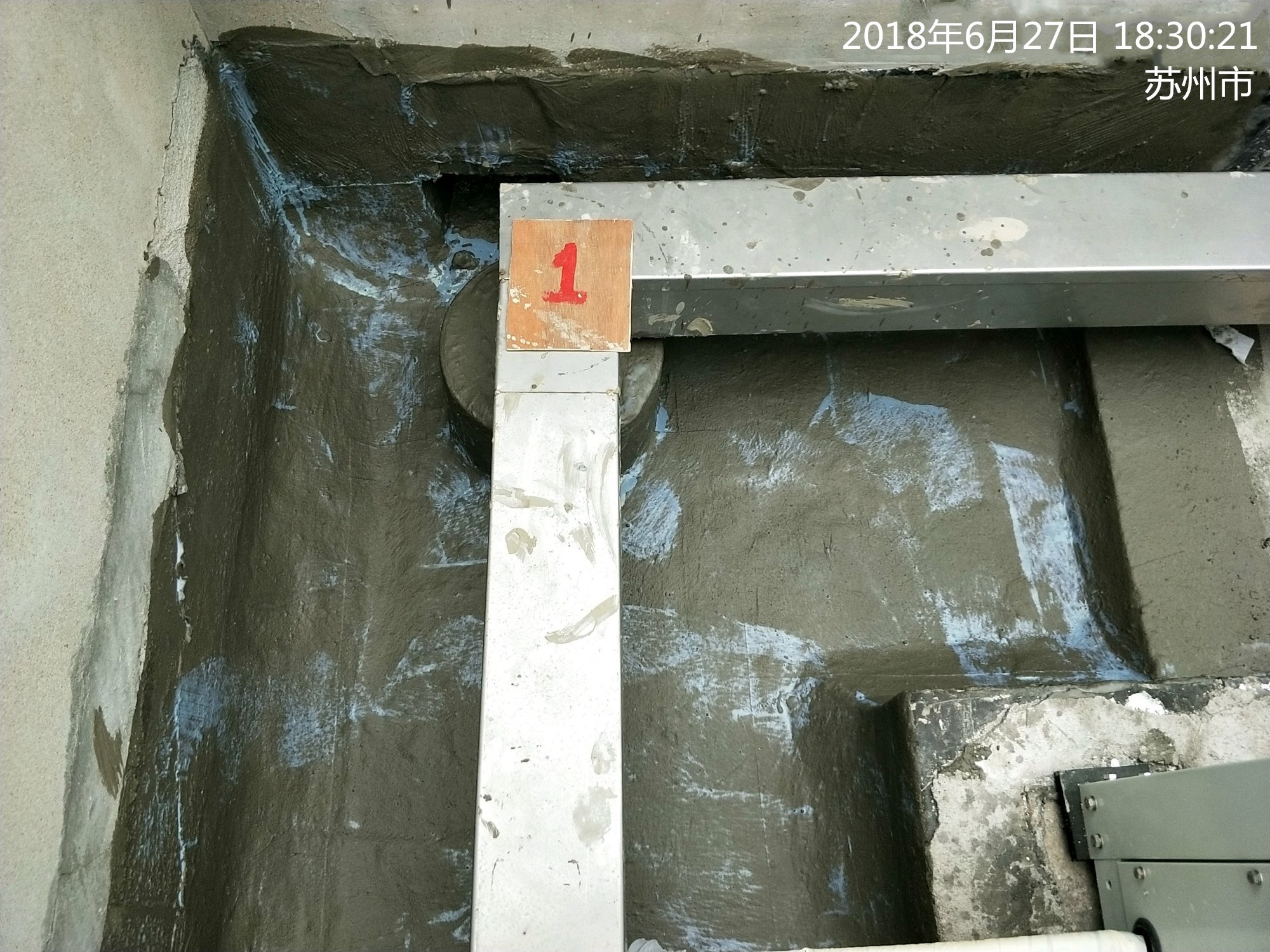 尤卉防水屋面漏水維修