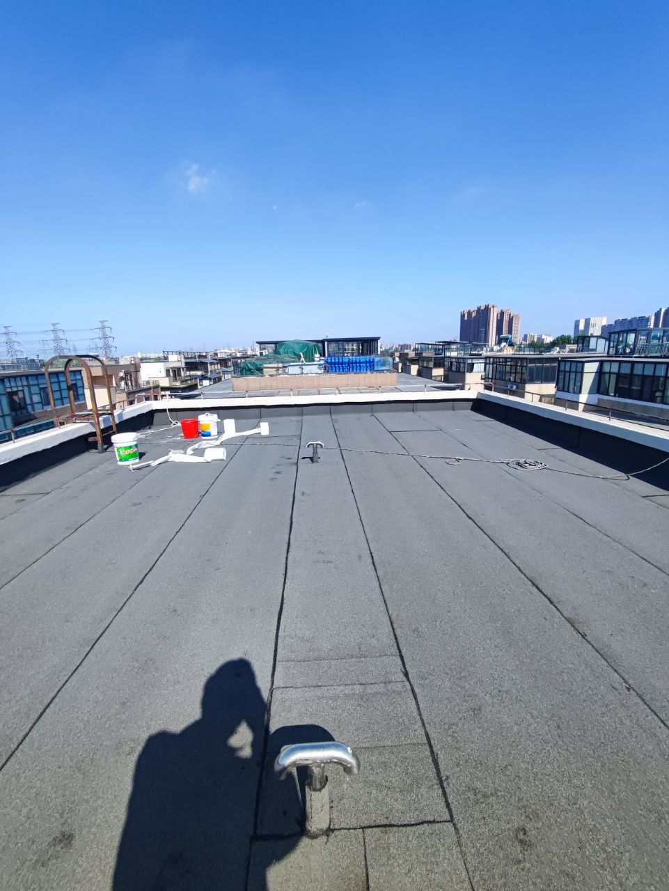 上海潘不漏屋面漏水原因分析