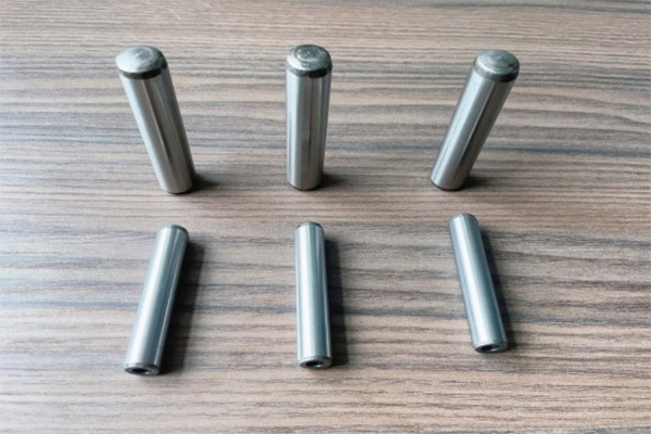 DIN 7979/ISO 8735/GB 120 Parallel pins with internal thread