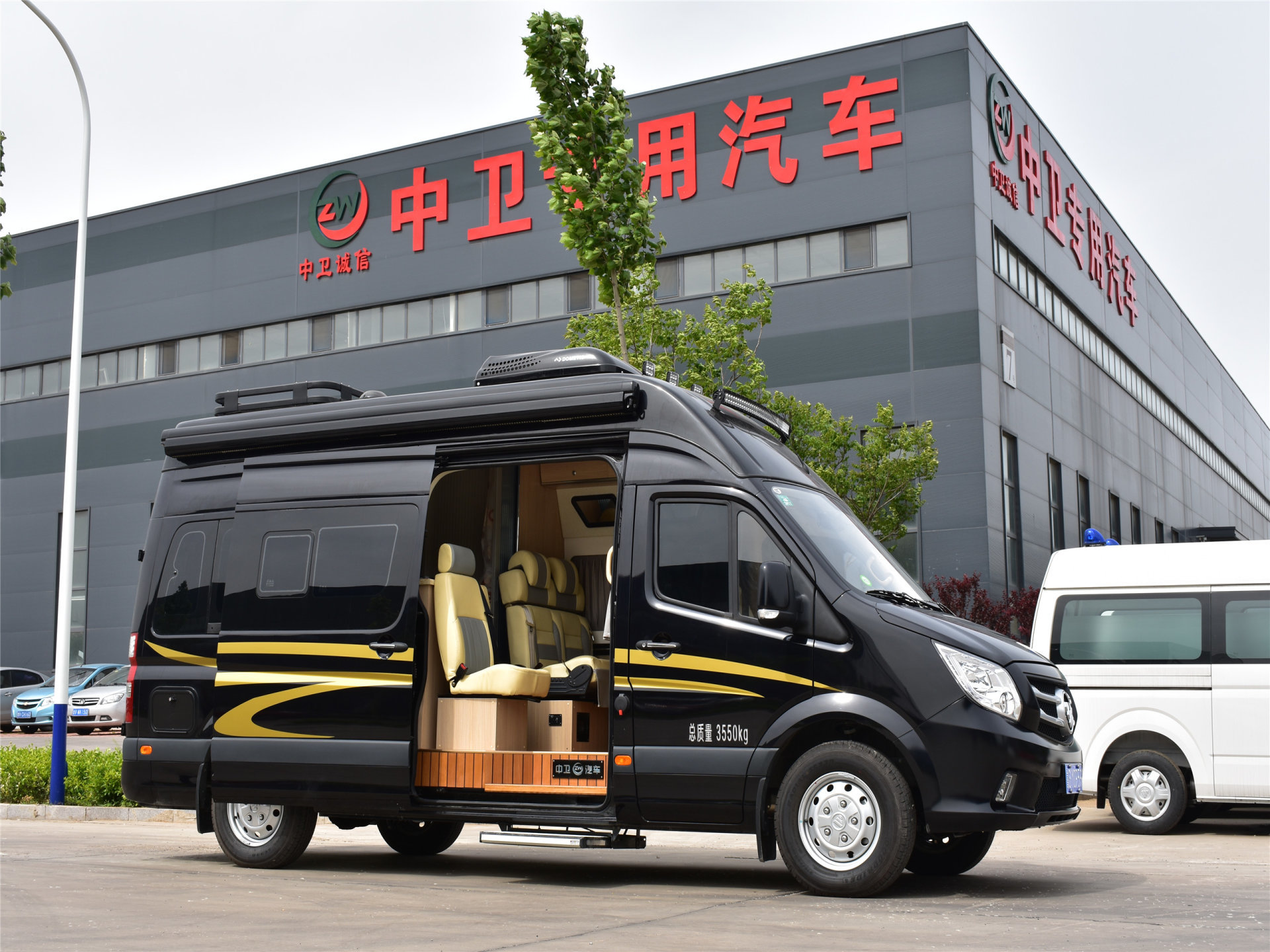 圖雅諾房車