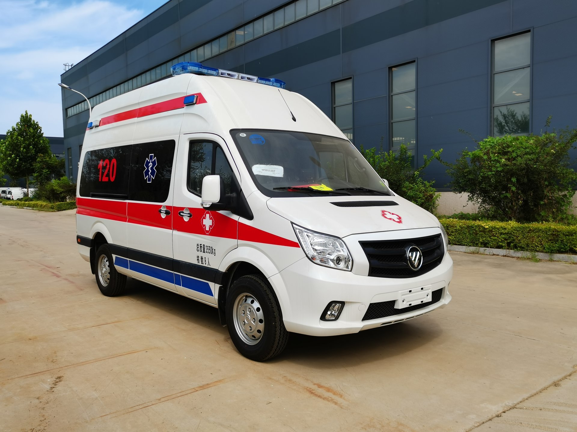 圖雅諾長(zhǎng)軸高頂救護(hù)車(chē)