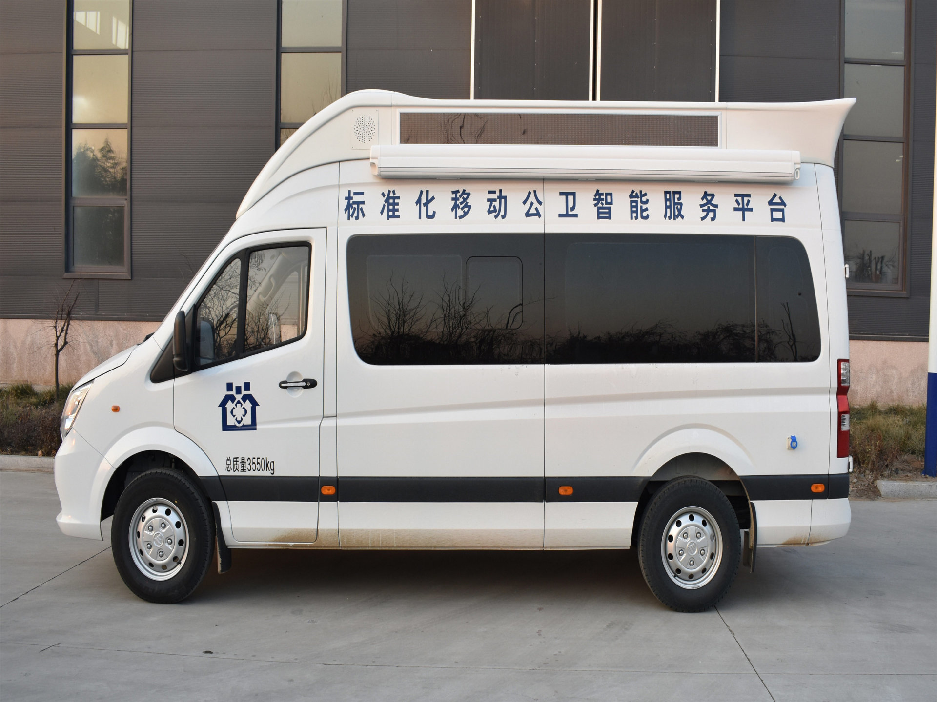 異形頂醫(yī)療體檢車