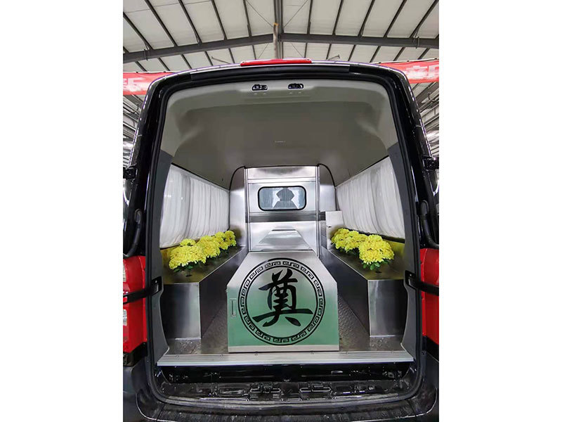 图雅诺殡仪车