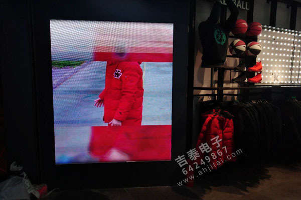 步行街安踏 P2.5全彩 步行街安踏 P2.5全彩
