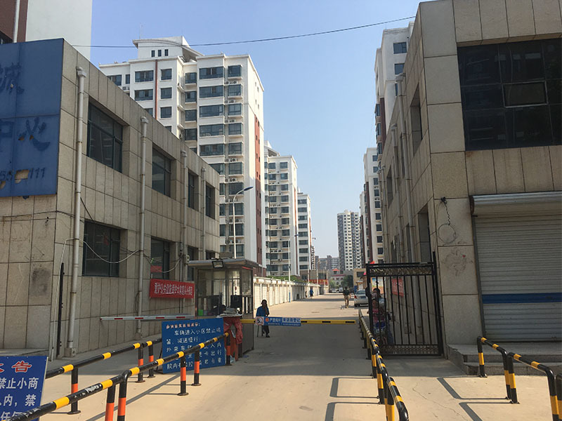 万宏国际小区  电采暖炉案例