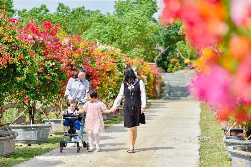 Huadong Kaixin Farm