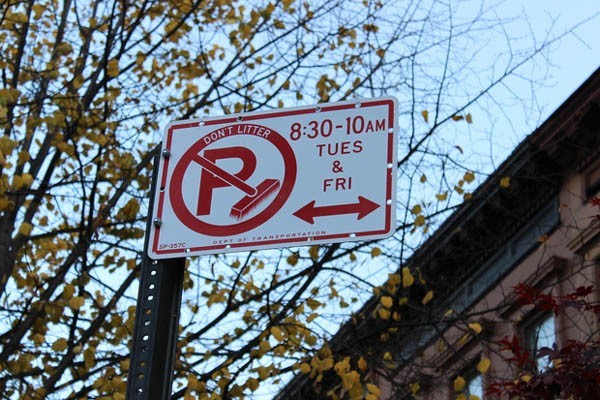 纽约五区“换边停车”