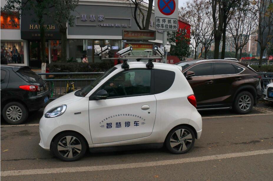 巡逻车道路停车项目