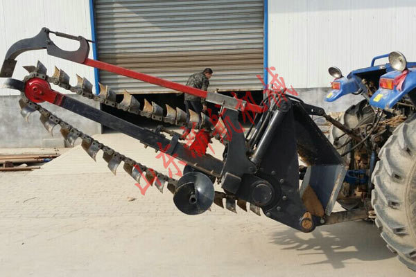 Large Towing and Hanging Trenching Machine