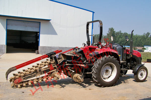 Double Chain Trenching Machine