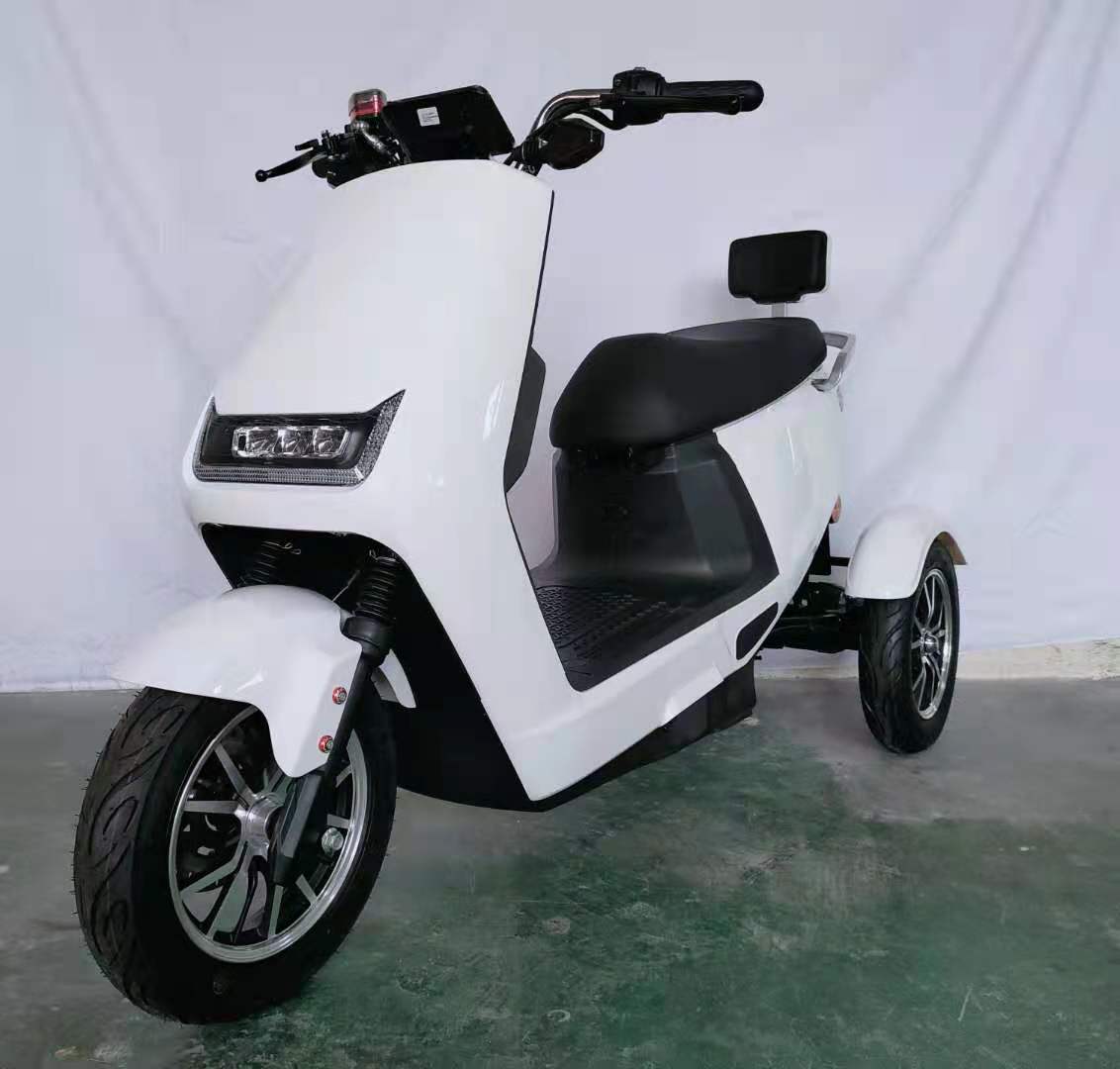 冰岚电动滑板车助力车三轮三轮滑板车
