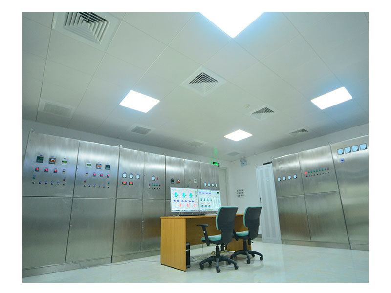 Control room for lyophilization equipment