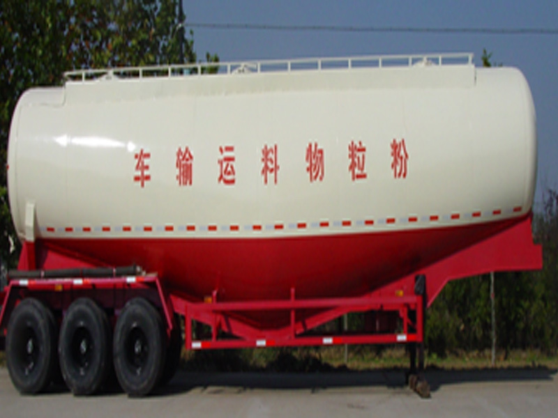 Powder semi-trailer