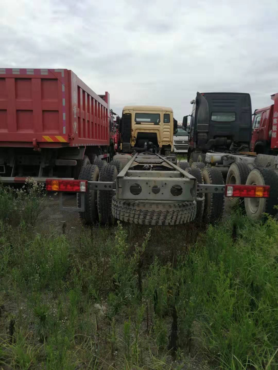 国三HOWO T5G载货车