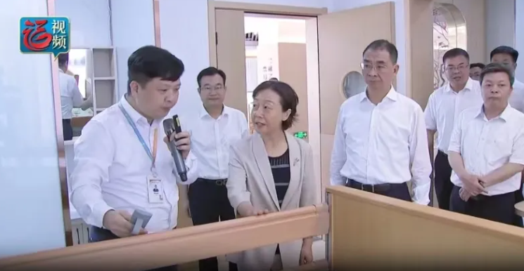 福建省委常委、福州市委书记郭宁宁等领导莅临福州城运家园百龄帮·台江区社会福利中心项目调研