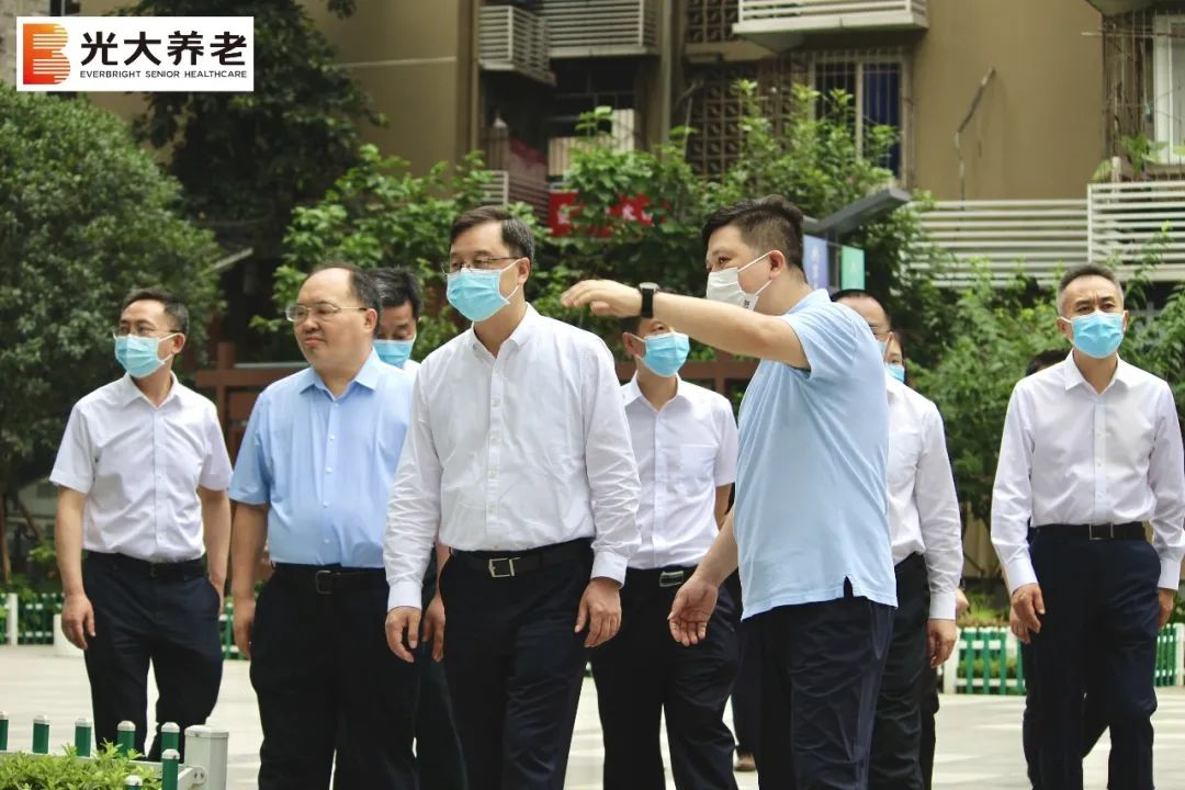 重庆市副市长但彦铮莅临伟德国际1946bv官网调研