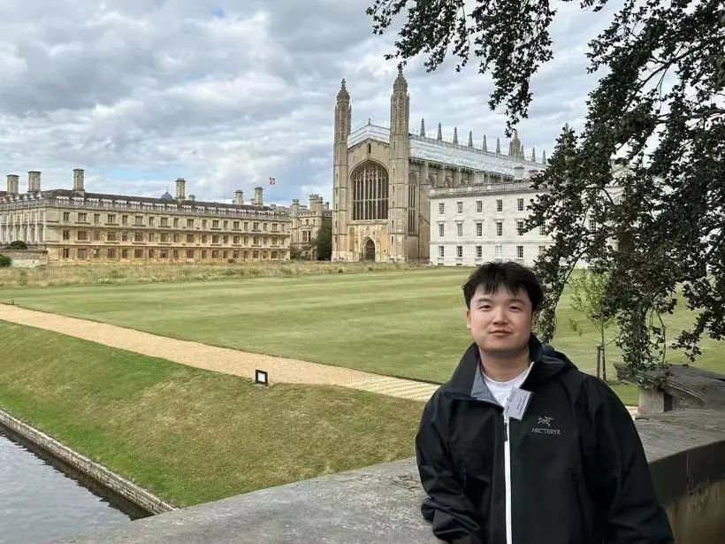 荣怀学长说 | 樊露顺：选对赛道，成为人生舞台的C位