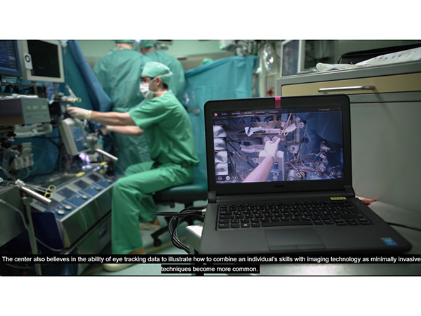 眼动仪在视频胸腔镜手术教学中的作用：胸腔镜手术新手和专家外科医生视觉策略的差异