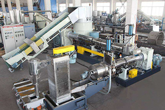 Plastic machinery seeks transformation, service-oriented manufacturing will enter high-end