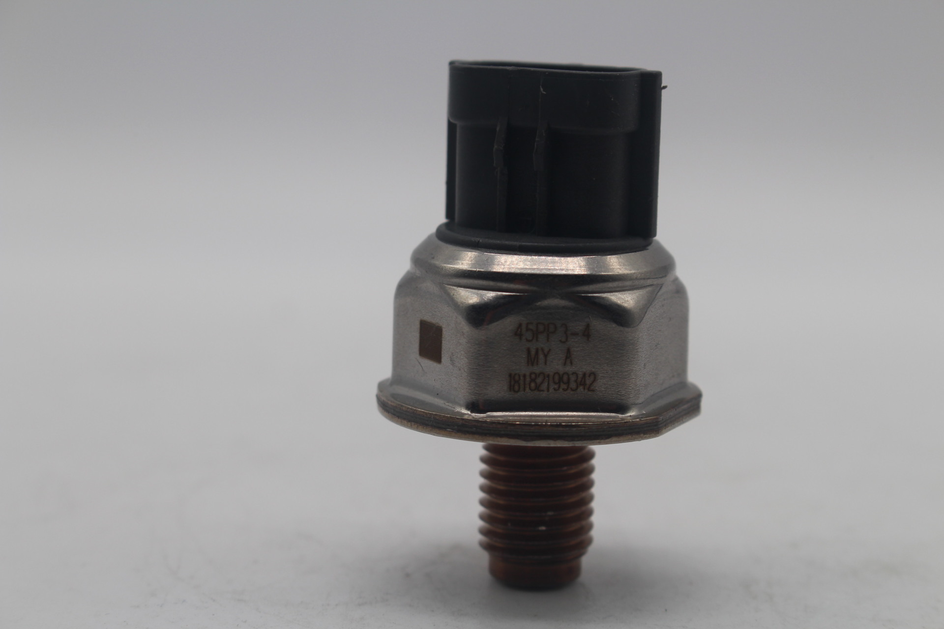 Rail pressure sensor-45PP3-4