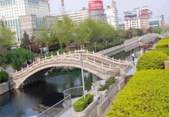 濟南泉城廣場