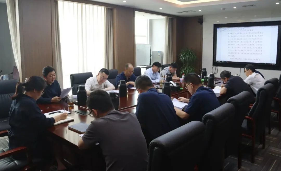 人生就是搏(中国区)官方网站建投集团党委召开(扩大)会议 认真学习习近平总书记重要讲话精神 研究人才强企工作