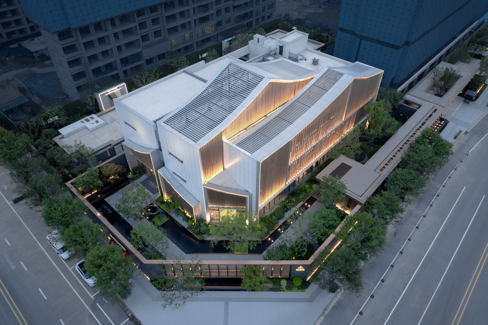 省城市更新公司：紧盯节点抓进度强营销 推动项目提速提质