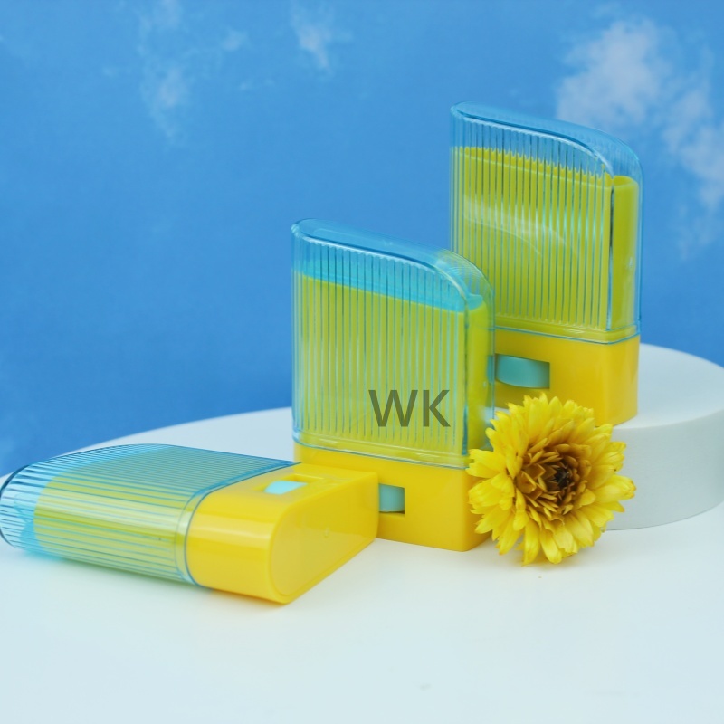 Plastic Twist up Packaging Sunscreen Empty Sunscreen Roll Bottle