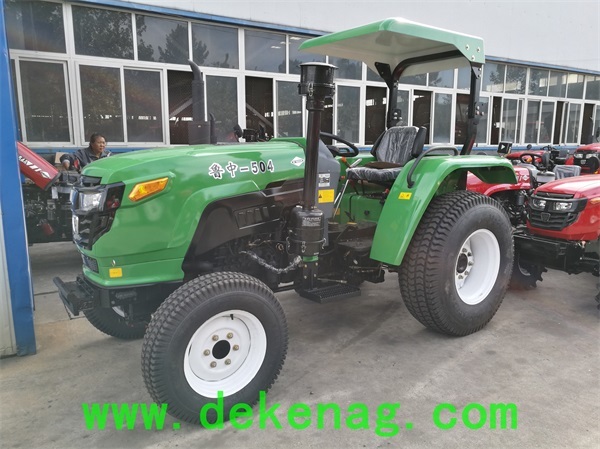 Deken 504B tractor