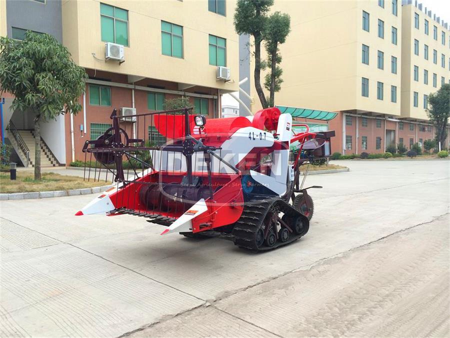 4LZ-0.7 Mini Rice Combine Harvester