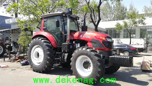 DEKEN 2204 220hp tractor