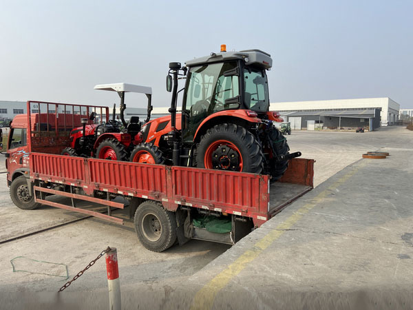 Side drive and chain maintenance knowledge of small excavator