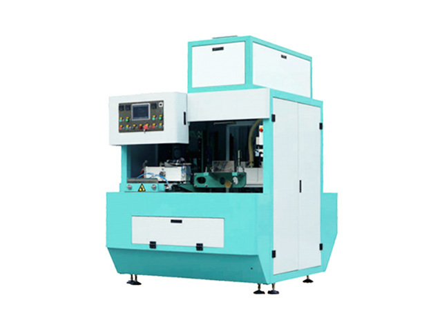 Two-sided six-sided integrated vacuum packaging machine