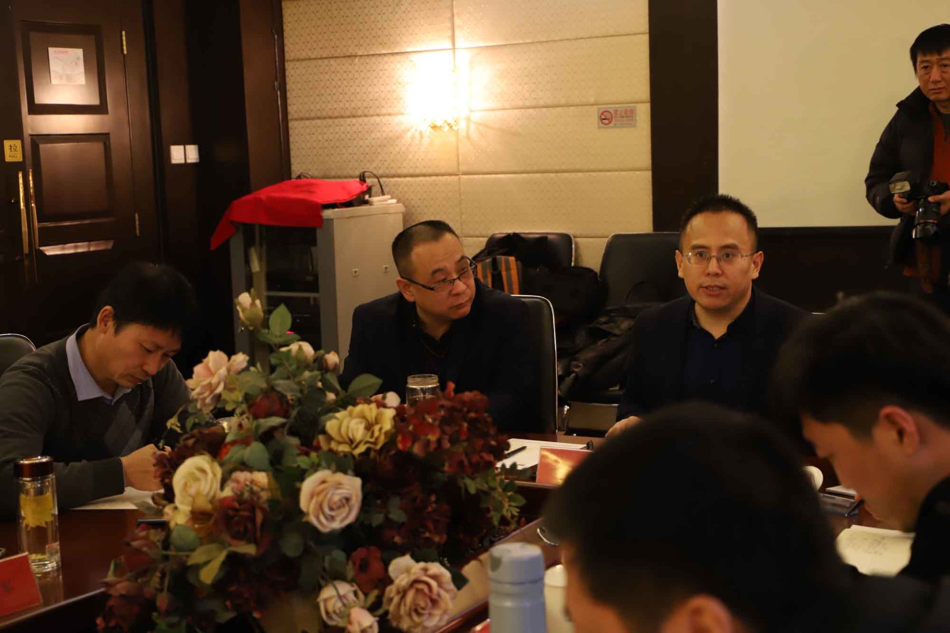 公司2018年總結(jié)研討會(huì)隆重召開(kāi)