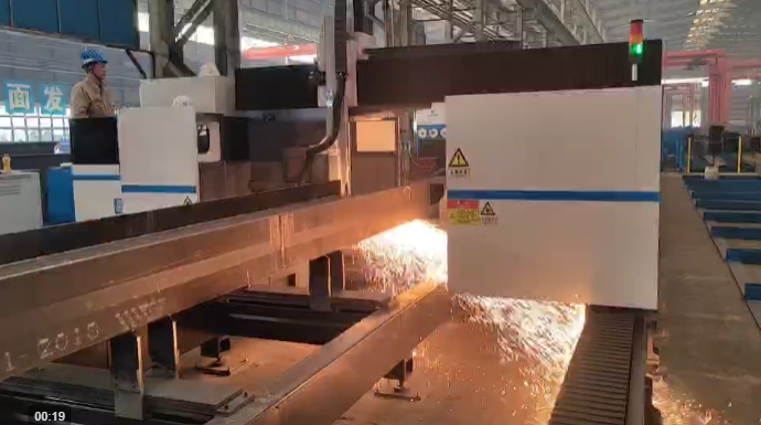 科贝H型钢激光切割机在中建钢构武汉分公司使用情况回访
