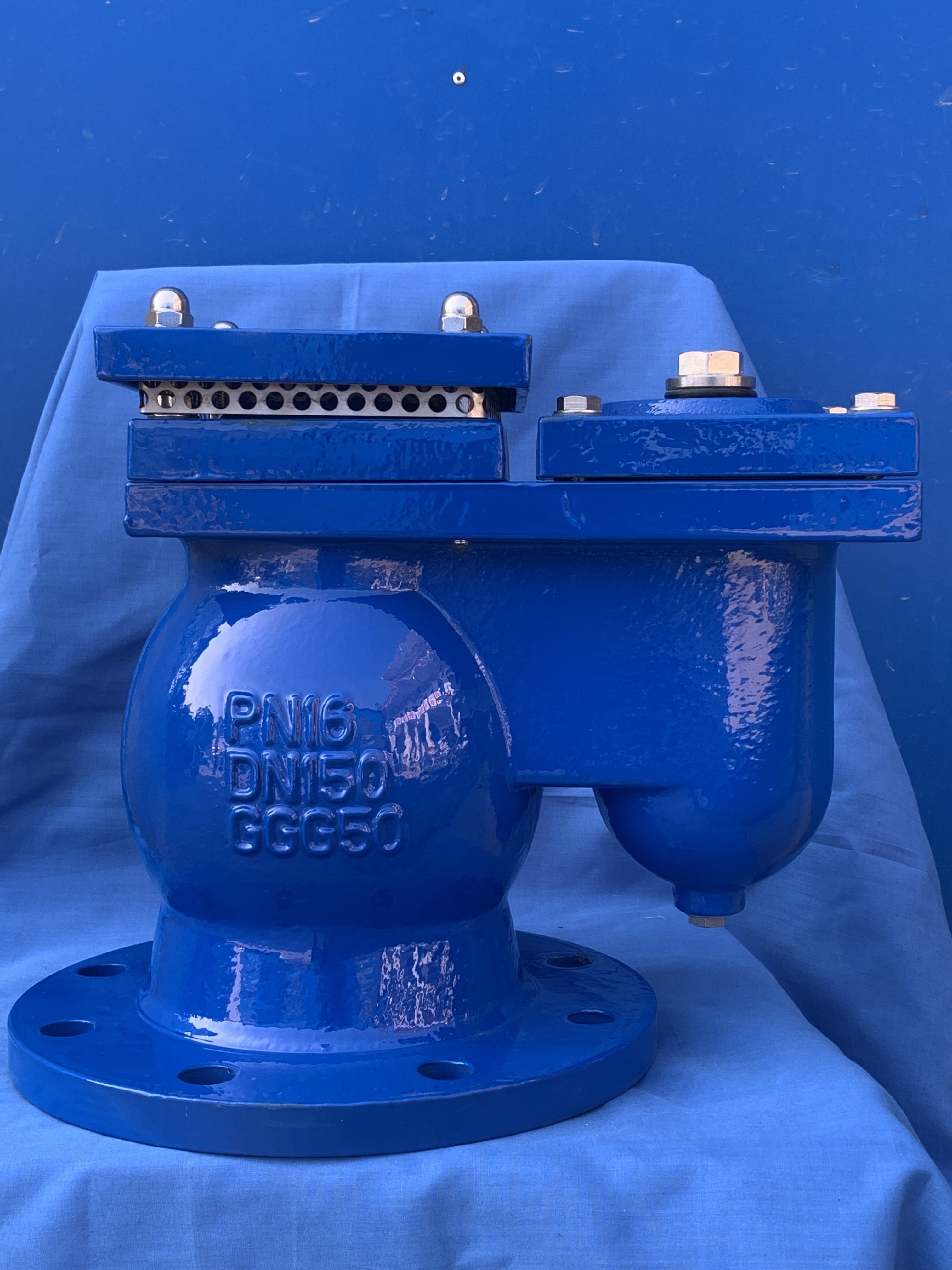 Double Orifice Air Valve