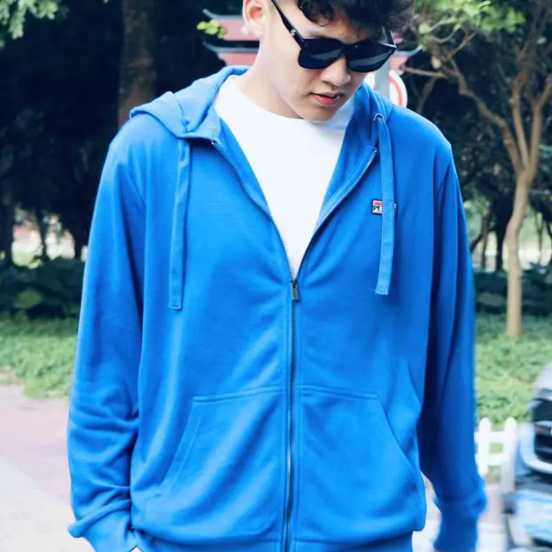 Sports suit