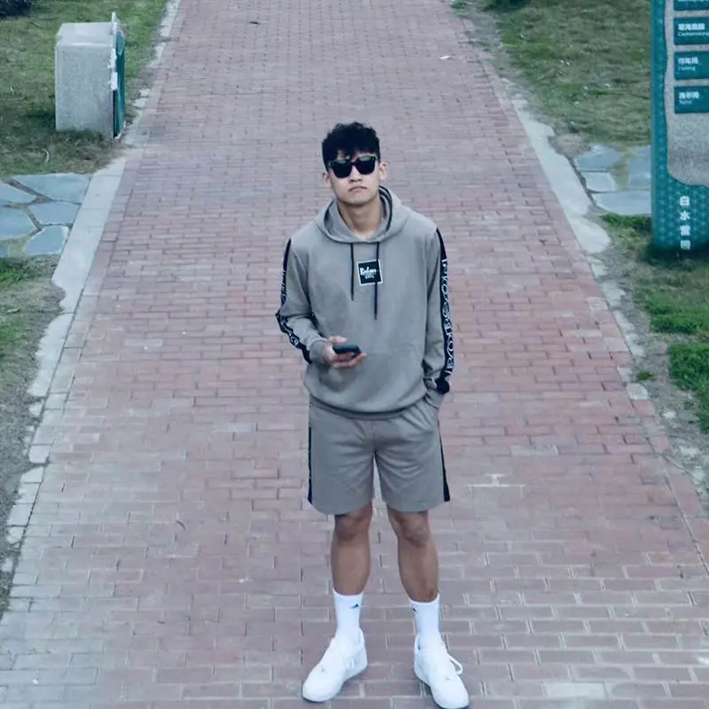 运动服