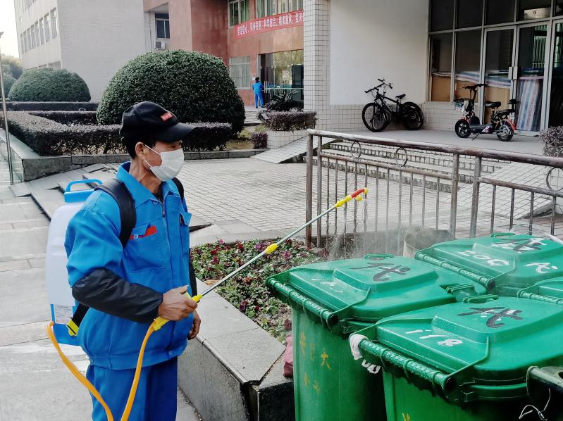 新亚物业员工代后田获“全省住房城乡建设系统岗位学雷锋标兵”