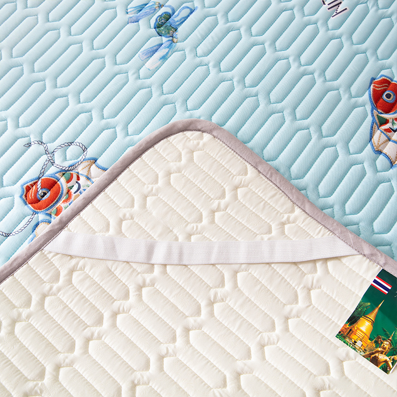 Fish Pattern Fabric Cooling Pad Summer Sleeping Natural Latex Mat