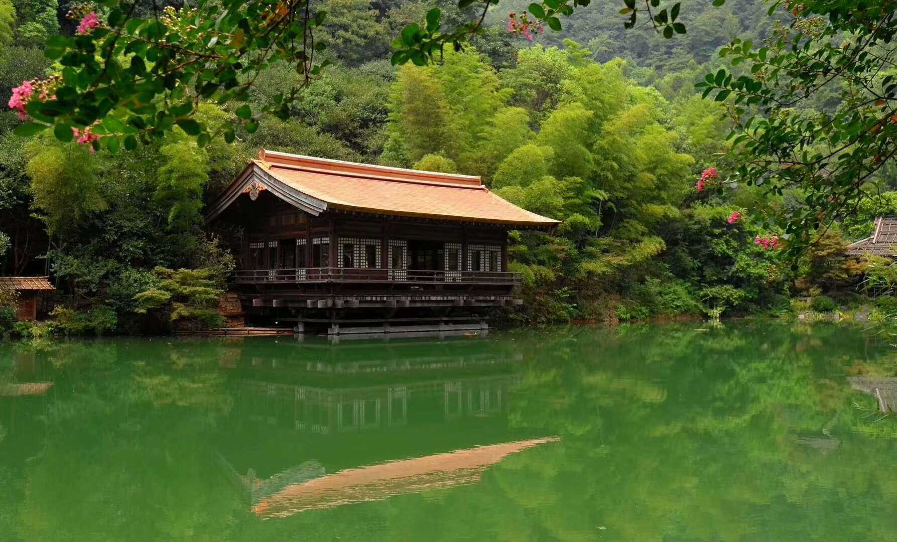 5月16湖南长沙紫铜平板瓦屋面工程