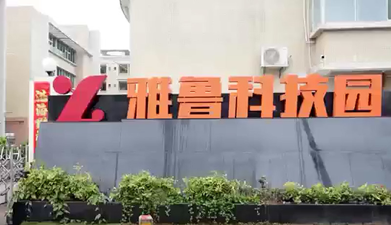 视频标题 视频标题