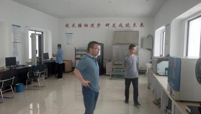 The owner and expert of Henan Taihui Expressway inspected Liangcheng Technology in the hot summer