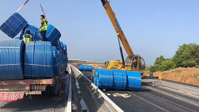 HDPE silicon core pipe is used in the electromechanical engineering of Chongqing Expressway