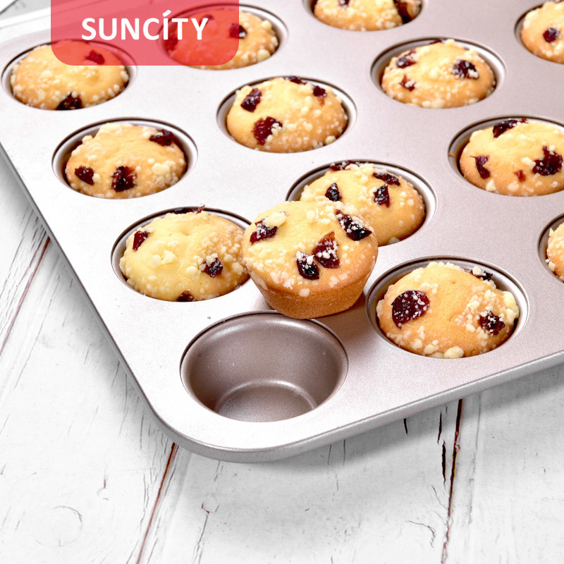 20Cup Muffin Pan 3231-25